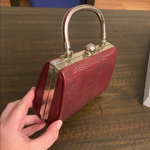 Hand Purse - Picture 2 of 4